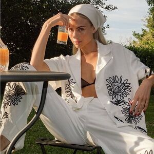 Embroidered linen shirt